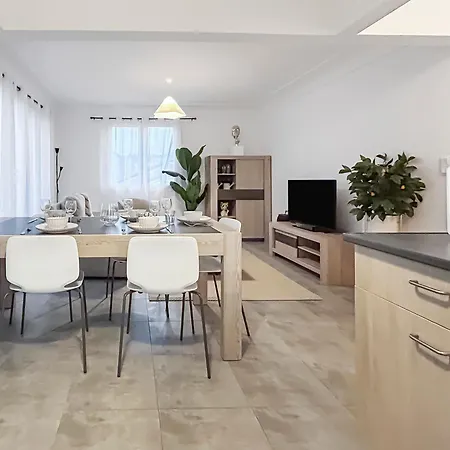 Apartman Avec Balcon & Jardin *